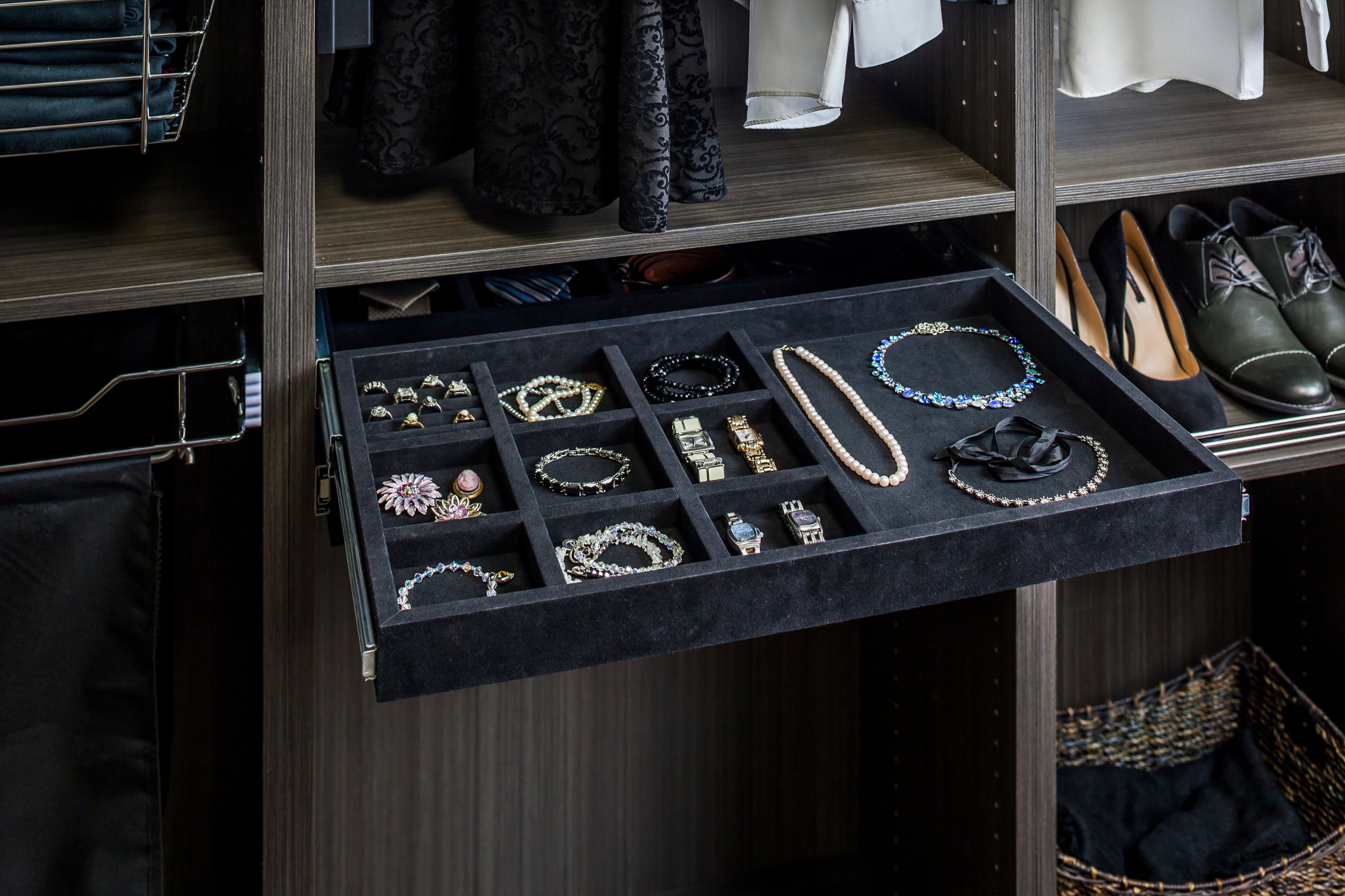 Black Felt 10-Compartment Jewelry Organizer Drawer