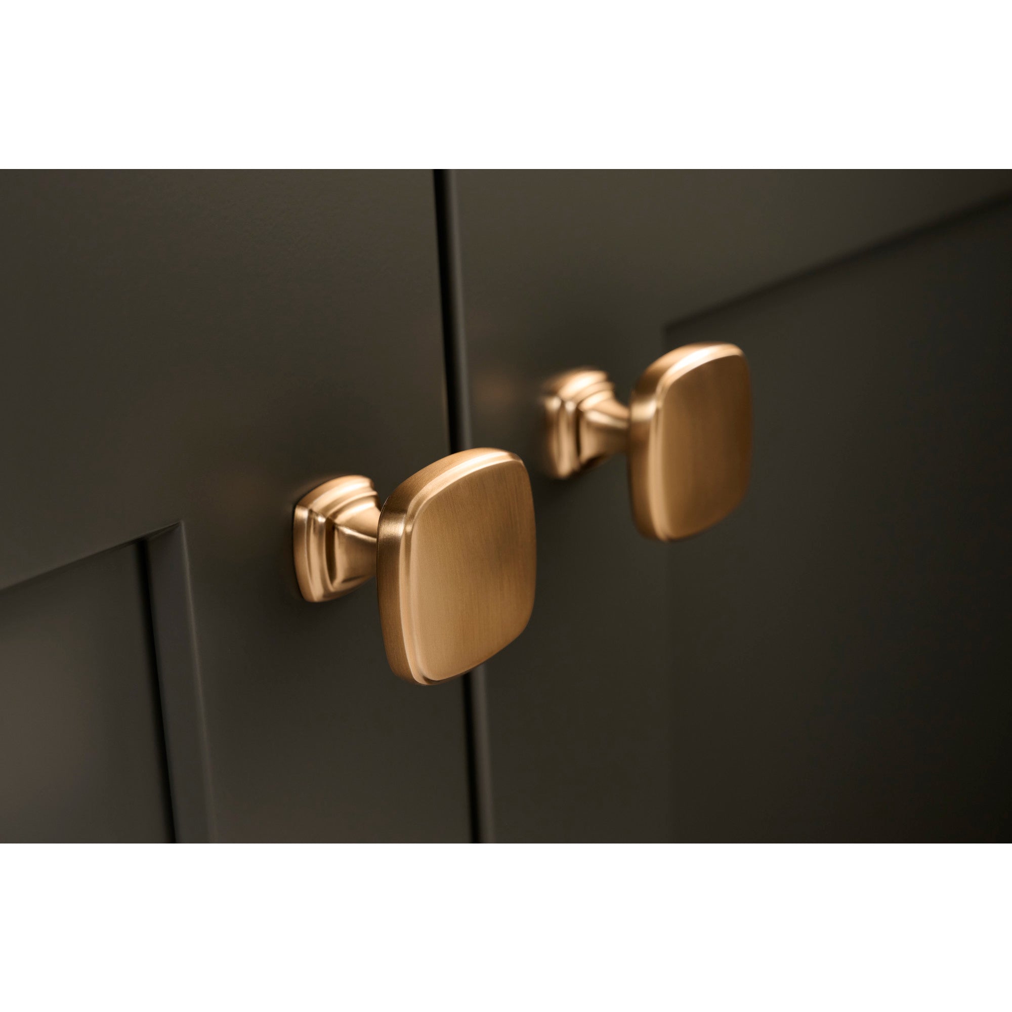 Fontana 1-3/8" Length Square Knob