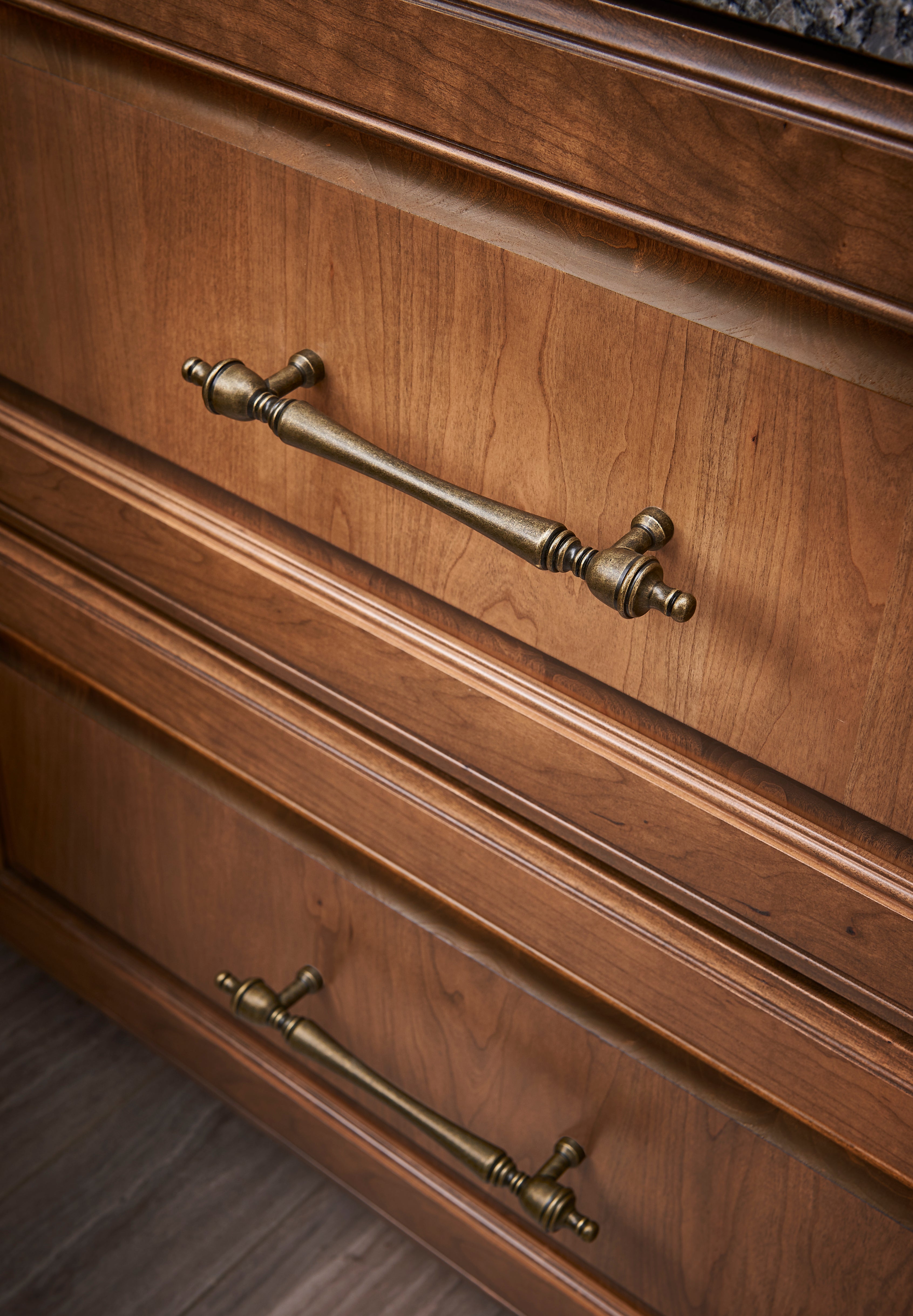 Somerset Finial 7" Center to Center Bar Pull - Brushed Satin Nickel