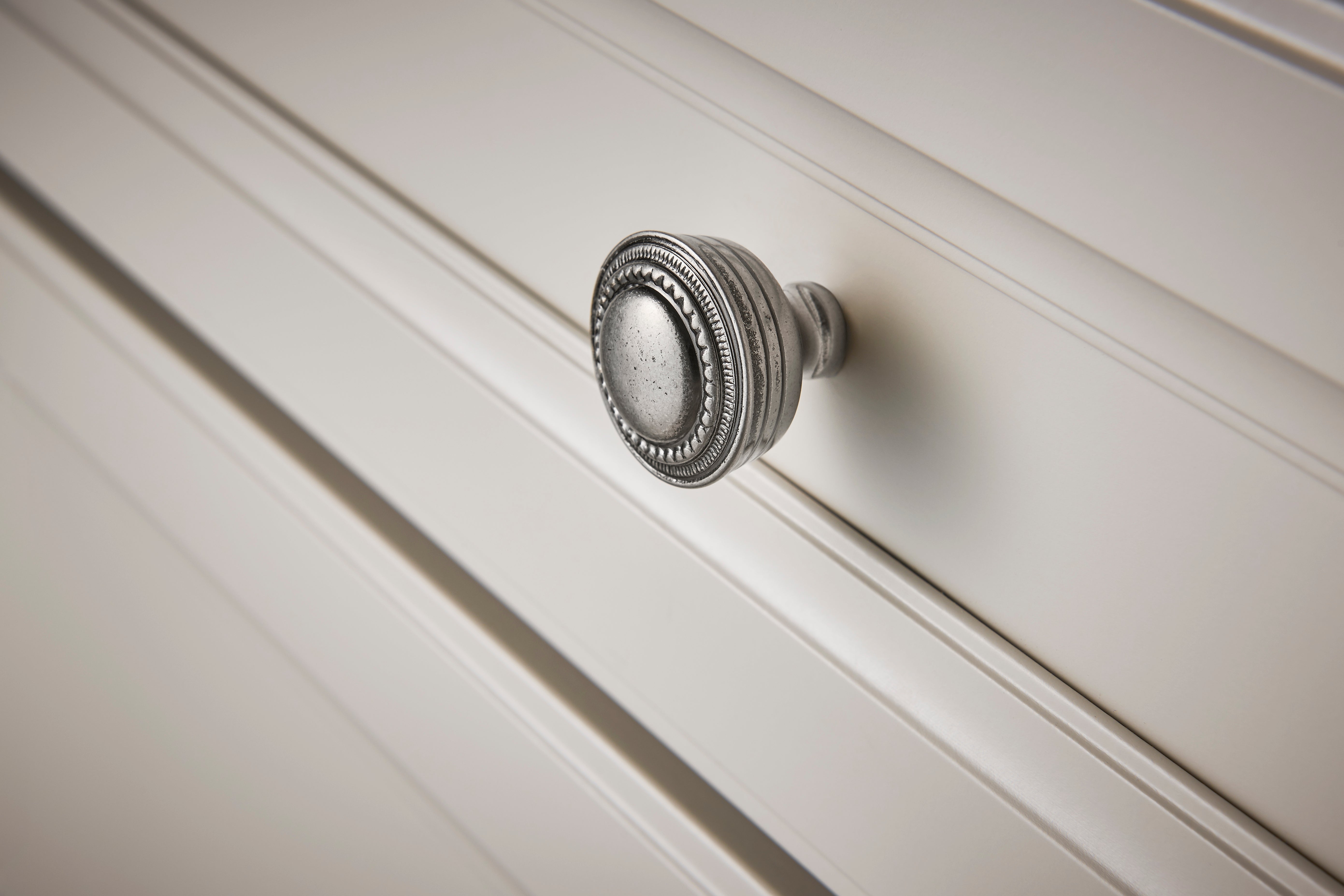 Contessa Round Knob