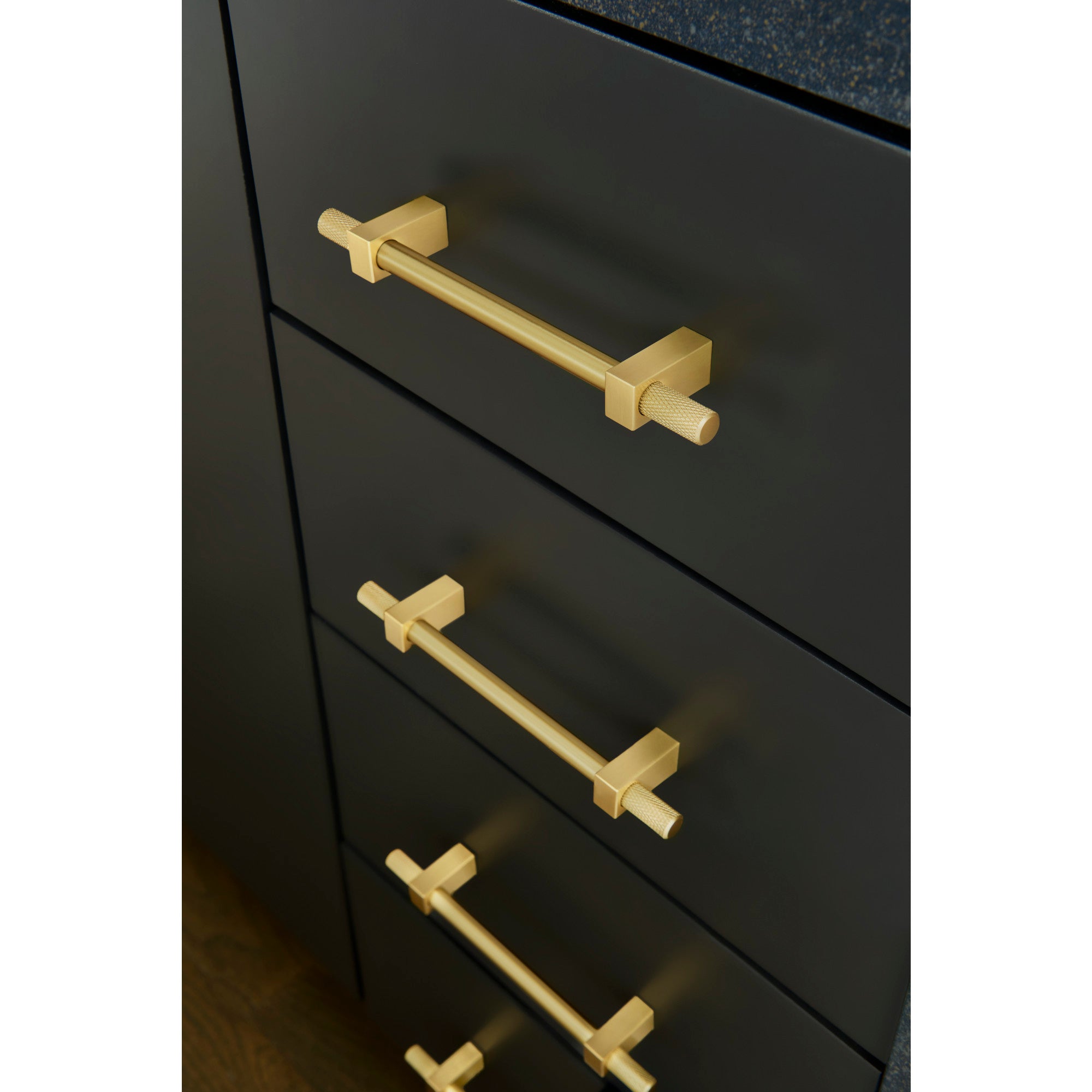 Larkin Knurled Ends 96 mm Center-to-Center Bar Pull