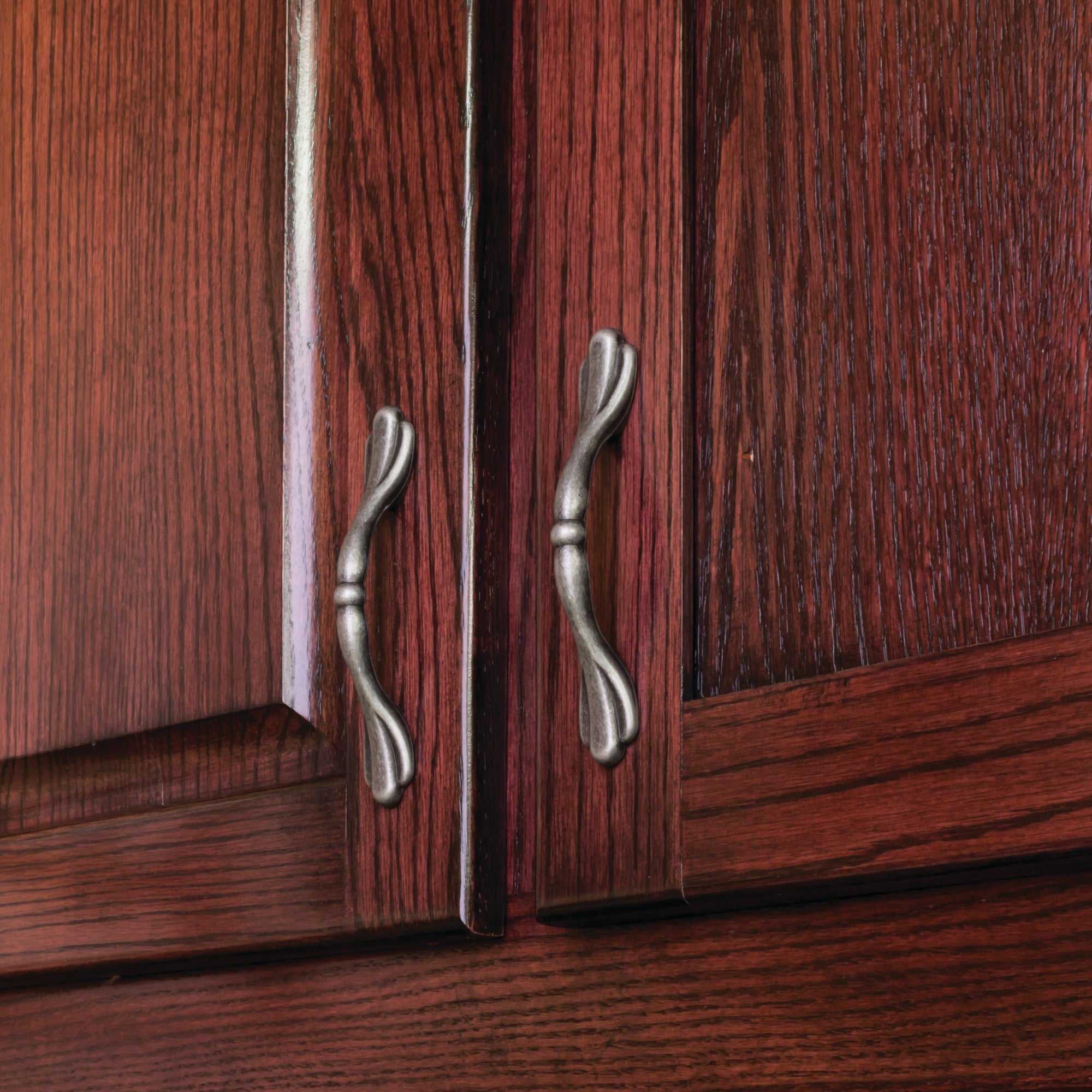 Arcadia Bar Pull