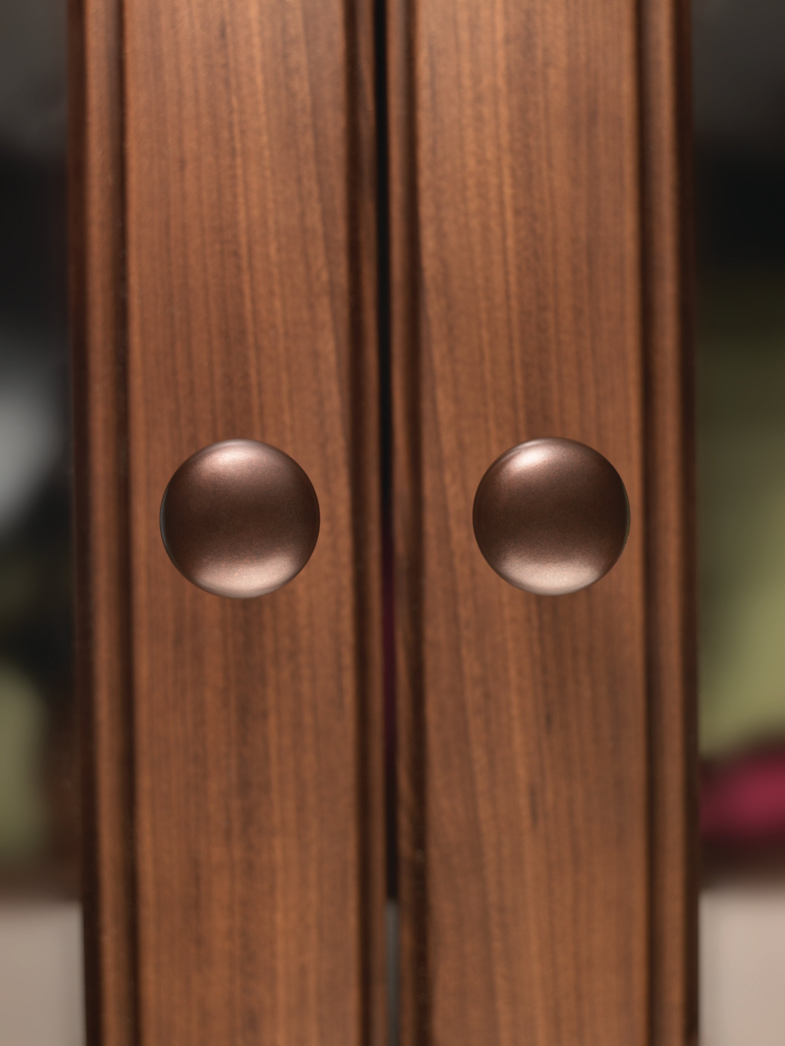 Aspen Round 1 1/8" Diameter Round Knob - Mahogany Bronze
