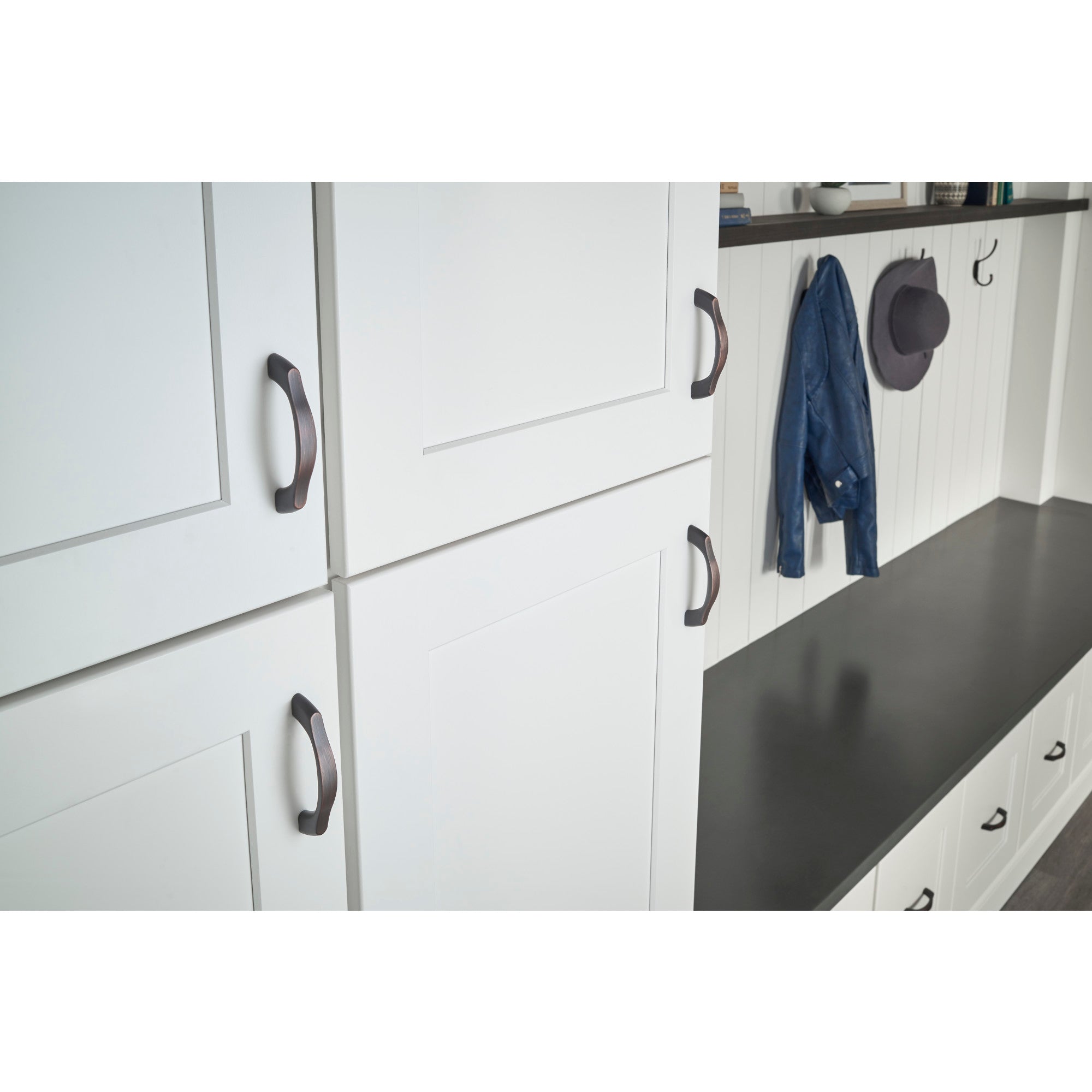 Aiden Bar Pull